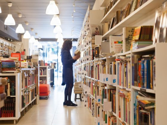 organizing book shelf