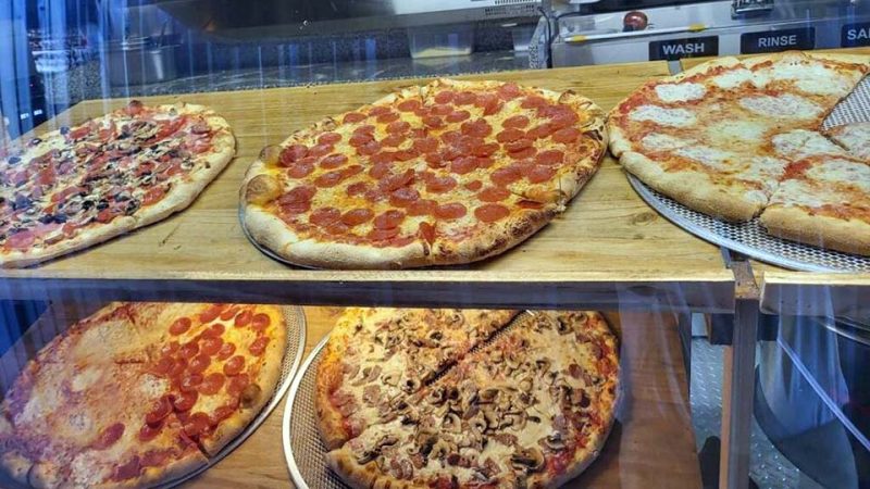 Street pizza